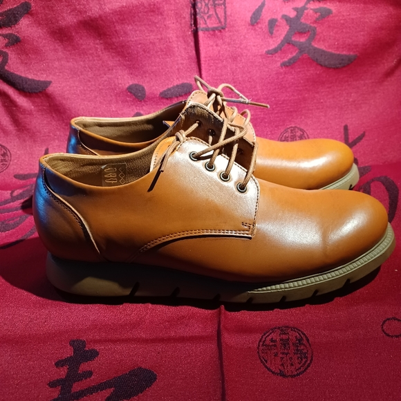 Vince Camuto Willer Derby Shoes - Picture 2 of 6